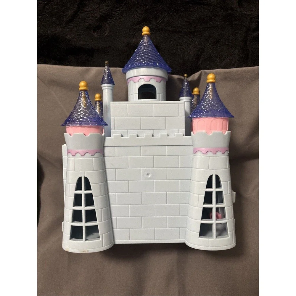 2009 MATTEL DISNEY CINDERELLA BOUTIQUE CASTLE DOLLHOUSE PLAYSET HOUSE NO DOLL